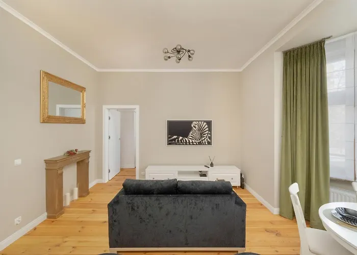 Aesthetic One Bedroom In By Renters * Wroclaw